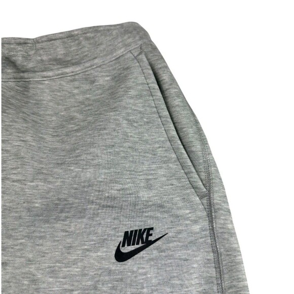 New Official Nike Tech Fleece Taped Jogger Pants FB8002-063 Men’s Size 2XL $125 - Picture 4 of 7